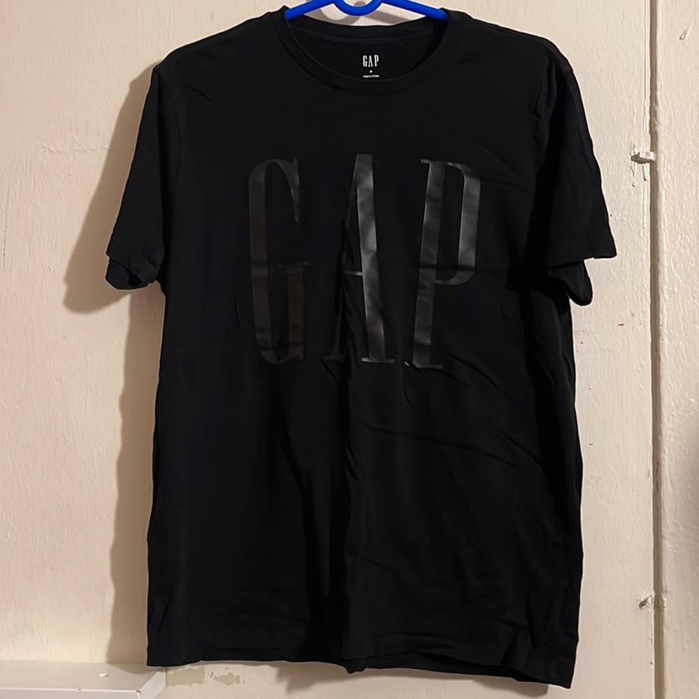Mens GAP tee